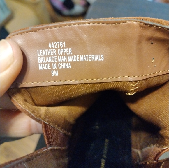 June Ambrose high heeled booties, suede, tan, size 9M. - Picture 5 of 11